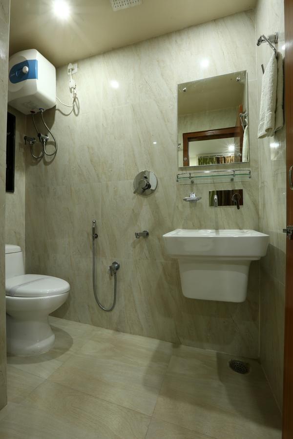 Hotel Sunview International Guwahati Dış mekan fotoğraf